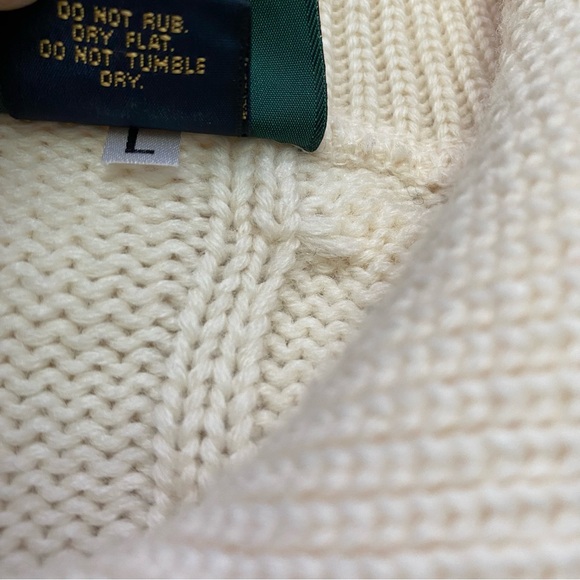 Vintage Cream Wool Cableknit Sweater - Picture 13 of 13